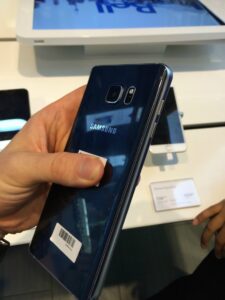 Galaxy Note 5 back feature