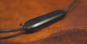 iClever Bluetooth Headphones volume buttons