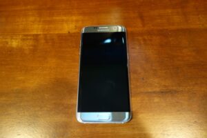 Galaxy S7 edge front